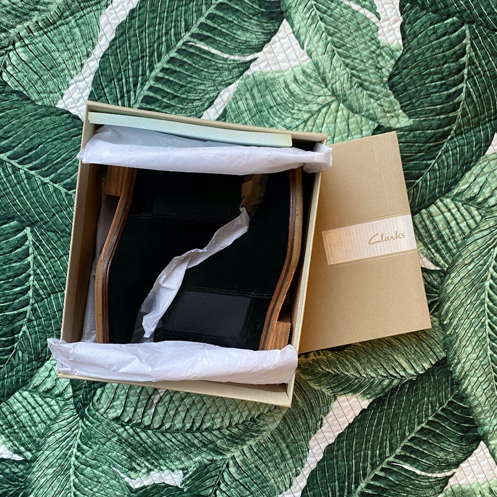 New Never Worn Clark Boots - Picture 5 of 8